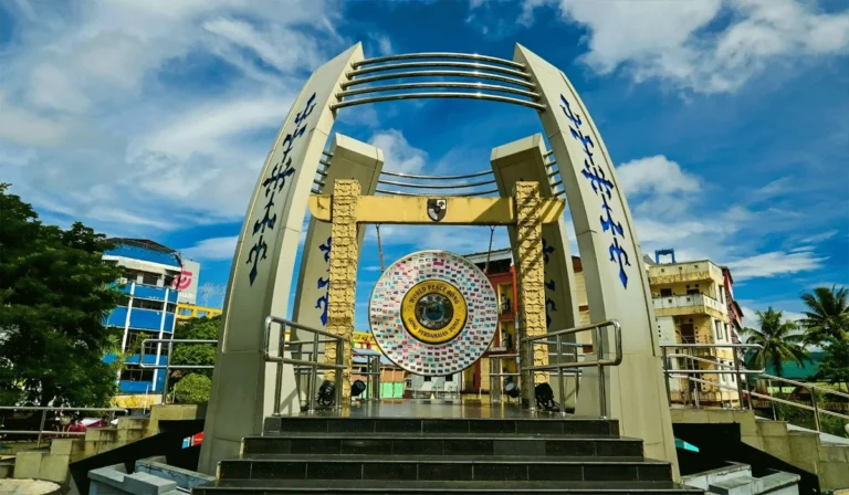 Monumen Gong Perdamaian Dunia Ambon: Simbol Harmoni Dan Inspirasi Perdamaian Nasional