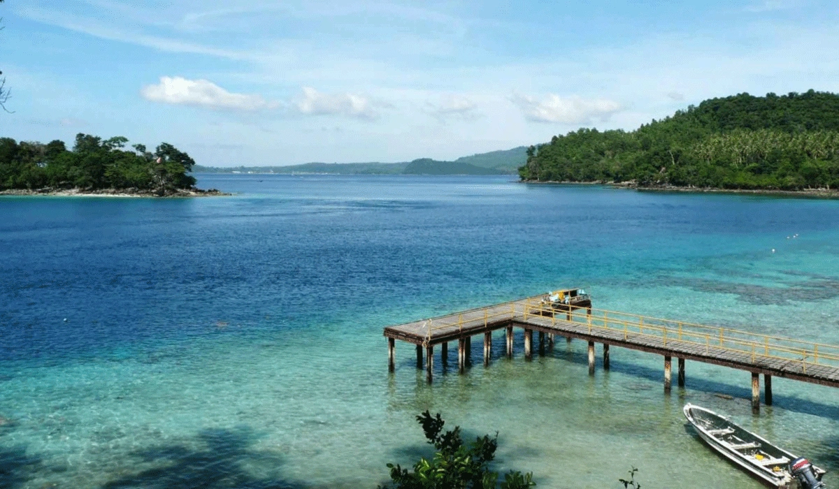 Liburan-Santai-di-Pantai-Gapang,-Destinasi-Favorit-Pecinta-Pantai-di-Aceh