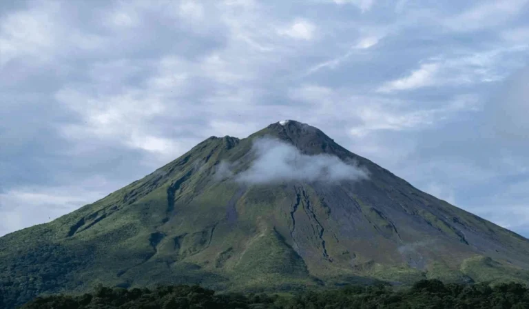 Pesona-Alam-Gunung-Leuser,-Surga-Petualang-Indonesia