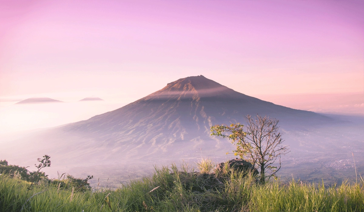 Pesona Gunung Sindoro dan Sumbing, Alam dan Petualangan di Jawa Tengah
