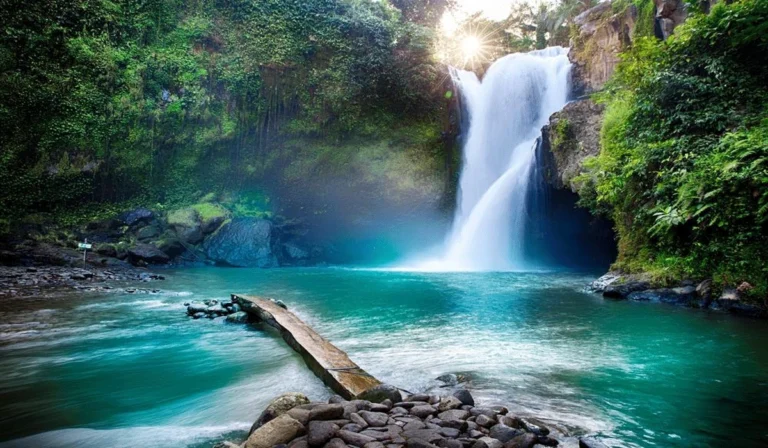 Menikmati Keindahan Air Terjun Tegenungan, Surga Alam di Ubud Bali