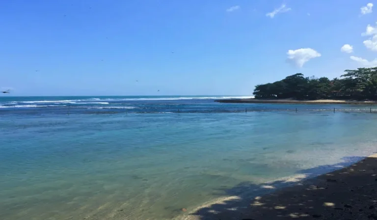Pantai Cipatujah, Pesona Alam Budaya dan Misteri Jawa Barat