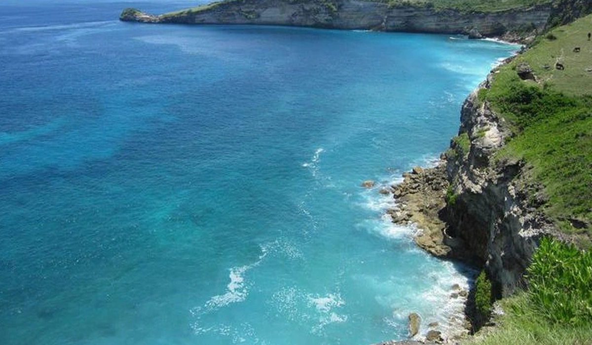 Tanjung-Ringgit-Lombok,-Destinasi-Pantai-Dengan-Panorama-yang-Indah
